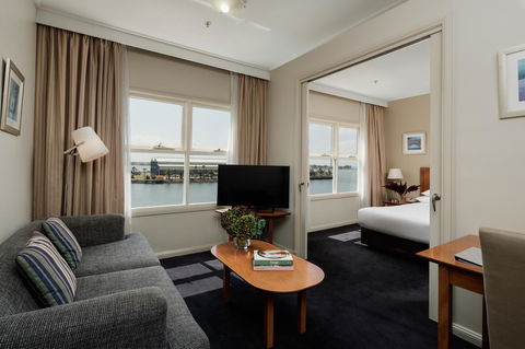 Rydges Newcastle - Holiday Adelaide 8