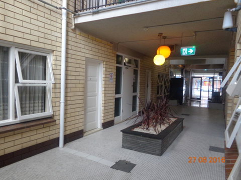 Adelaide Backpackers And Travellers Inn - Holiday Adelaide 17