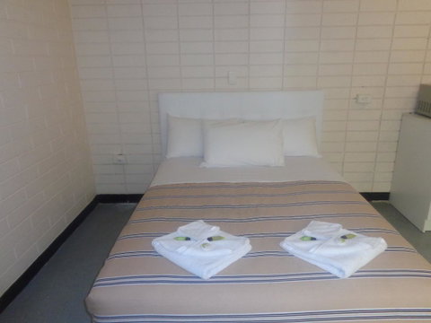 Adelaide Backpackers And Travellers Inn - Holiday Adelaide 29