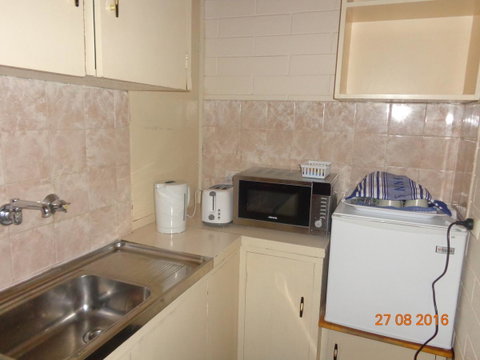 Adelaide Backpackers And Travellers Inn - Holiday Adelaide 26