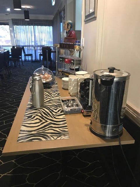 Cattlemans Country Motor Inn & Serviced Apartments - Holiday Adelaide 3