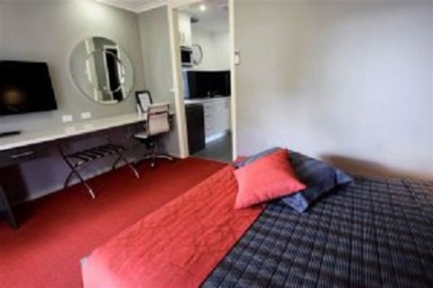 Cattlemans Country Motor Inn & Serviced Apartments - Holiday Adelaide 30