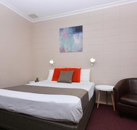 Motel Poinsettia - Holiday Adelaide