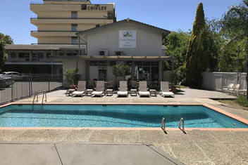 HotelMOTEL Adelaide with Holiday Adelaide