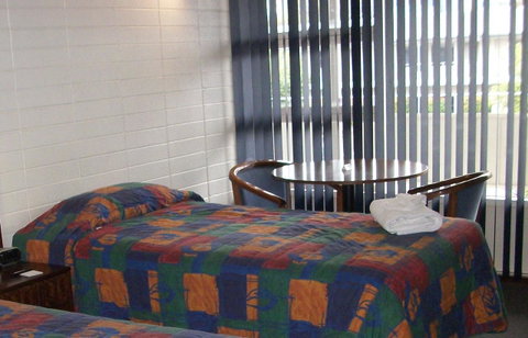 HotelMOTEL Adelaide - Holiday Adelaide 8
