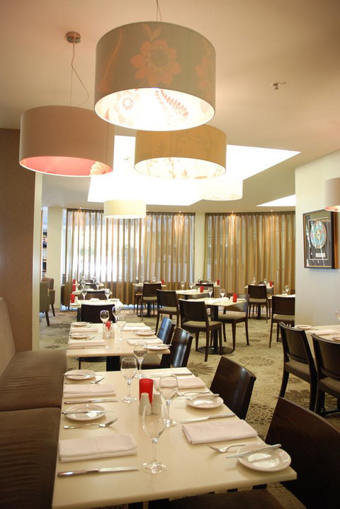 HotelMOTEL Adelaide - Holiday Adelaide 13