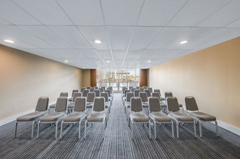 Adina Apartment Hotel Wollongong - Holiday Adelaide 32
