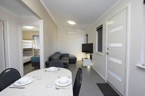 Karrinyup Waters Resort - Holiday Adelaide 14