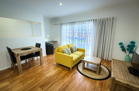 Pelicans Albany Middleton Beach - Holiday Adelaide 40