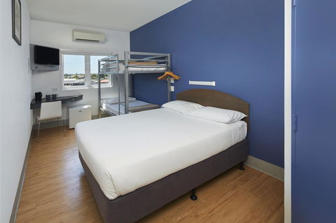Ibis Budget Perth Airport - Holiday Adelaide 7