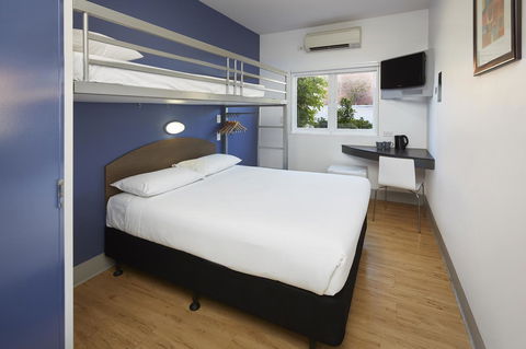 Ibis Budget Perth Airport - Holiday Adelaide 13