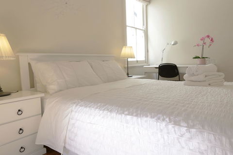 Stunning Terrace In Centennial Park - Holiday Adelaide 8