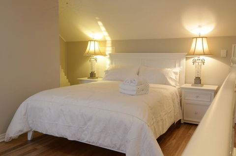Stunning Terrace In Centennial Park - Holiday Adelaide 20