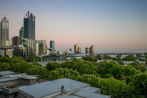 Perth Short Stays - Holiday Adelaide 4