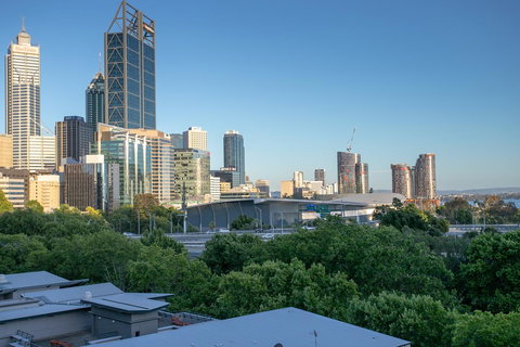 Perth Short Stays - Holiday Adelaide 8