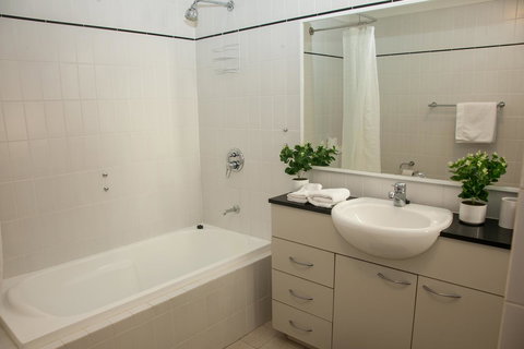 Perth Short Stays - Holiday Adelaide 18