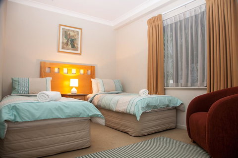Perth Short Stays - Holiday Adelaide 3