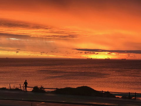 Cottesloe Beachfront Ocean View Apartment - Holiday Adelaide 14
