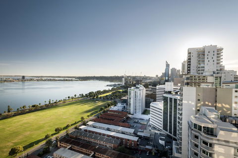 Pan Pacific Perth - Holiday Adelaide 8