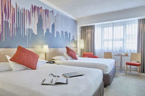 Mercure Perth - Holiday Adelaide 18
