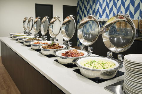 Mercure Perth - Holiday Adelaide 21
