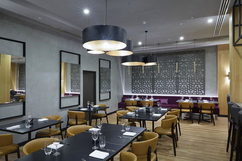 Mercure Perth - Holiday Adelaide 23