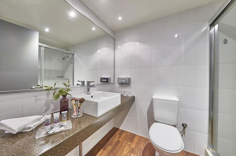 Mercure Perth - Holiday Adelaide 17