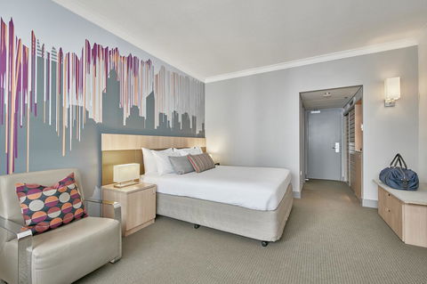 Mercure Perth - Holiday Adelaide 15
