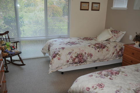 Glenelg On King Bed & Breakfast - Holiday Adelaide 28