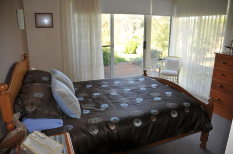 Glenelg On King Bed & Breakfast - Holiday Adelaide 23