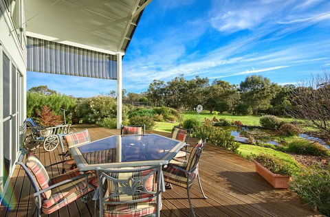 Glenelg On King Bed & Breakfast - Holiday Adelaide 6