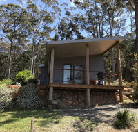 The Floating Forest Retreat - Holiday Adelaide