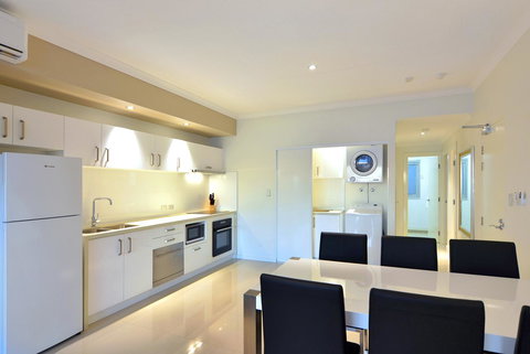 Bunbury Seaview Apartments - Holiday Adelaide 11