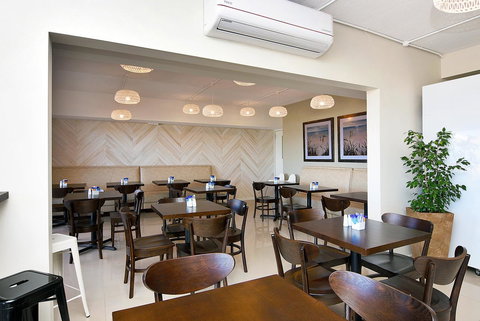 Bunbury Seaview Apartments - Holiday Adelaide 28