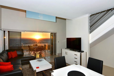 Bunbury Seaview Apartments - Holiday Adelaide 5