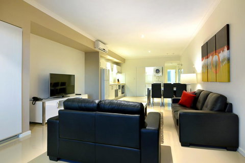 Bunbury Seaview Apartments - Holiday Adelaide 10