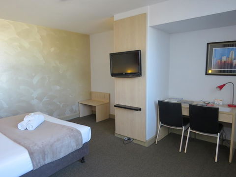 Metro Hotel Perth - Holiday Adelaide 42