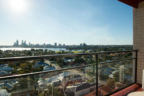 Metro Hotel Perth - Holiday Adelaide 6