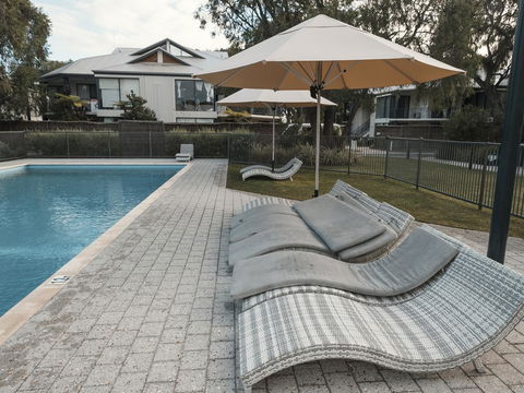 FortyOne - Oceanside Retreat Busselton - Holiday Adelaide 12
