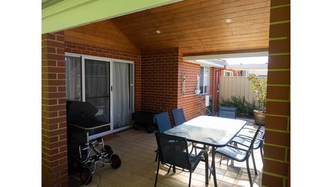 FortyOne - Oceanside Retreat Busselton - Holiday Adelaide 24