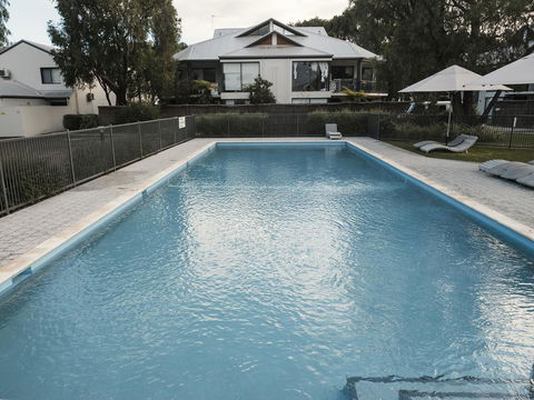 FortyOne - Oceanside Retreat Busselton - Holiday Adelaide 15
