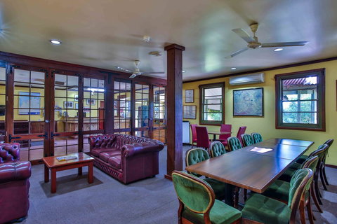 Kimberley Hotel - Holiday Adelaide 26