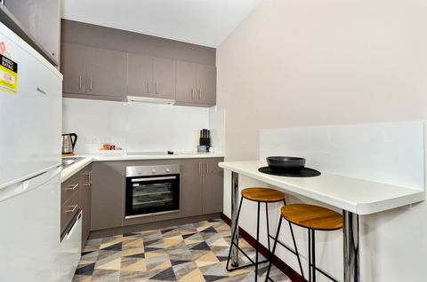 Dolphin Lodge Albany - Self Contained Apartments At Middleton Beach - Holiday Adelaide 32