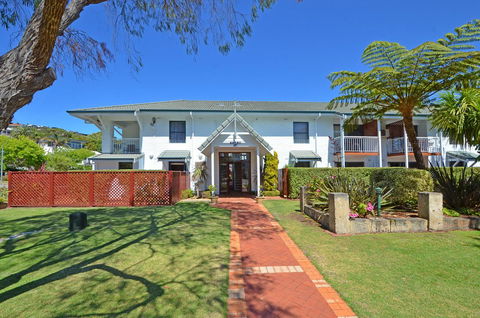 Dolphin Lodge Albany - Self Contained Apartments At Middleton Beach - Holiday Adelaide 14