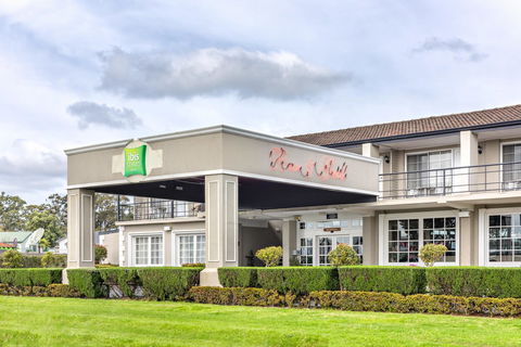 Ibis Styles Albany - Holiday Adelaide 0