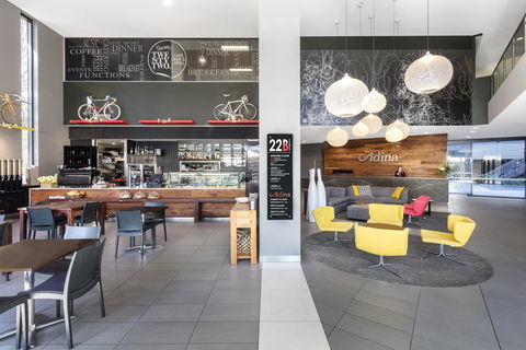 Punthill Norwest - Holiday Adelaide 8