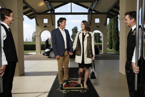 Chateau Elan At The Vintage - Holiday Adelaide 9