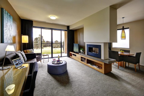 Chateau Elan At The Vintage - Holiday Adelaide 11