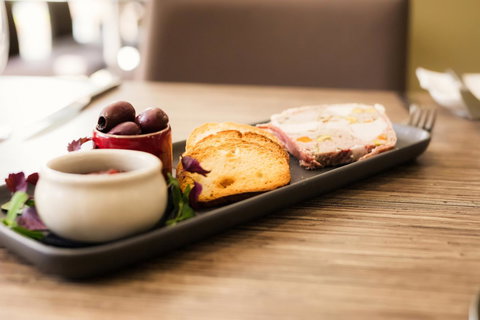 The Remington Muswellbrook - Holiday Adelaide 24