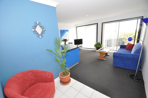 Beachfront Apartments - Holiday Adelaide 3